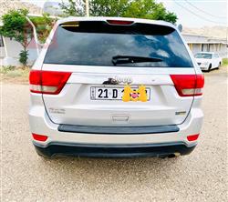 جیپ گراند شیرۆکی